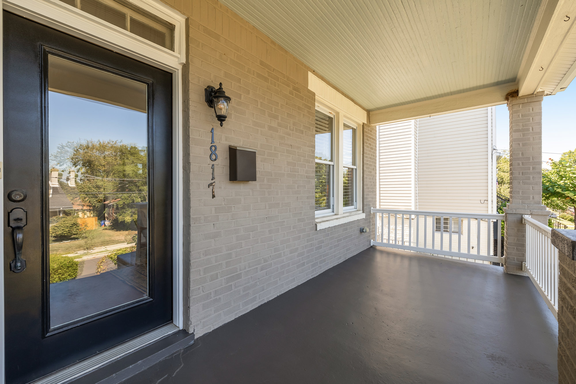 1817 Kearny Street NE_Porch
